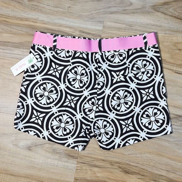 🔹️NWT Molly B Black and White Print Belted Shorts Size 6 - Picture 2 of 11